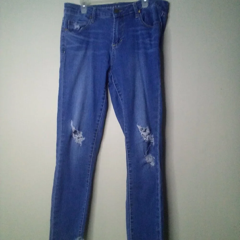 Articles Of Society Jeans 29 Women Cropped Raw Hem Distressed Blue